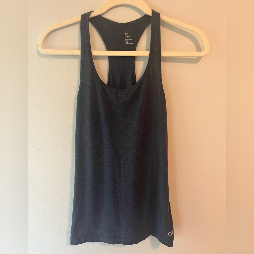2 GapFit Breathe Extra Small Tank Tops in Blue and Grey